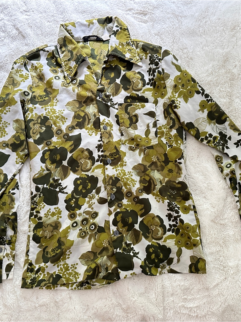 Vintage Men’s Triumph of California Olive Green Floral Button-Up Shirt